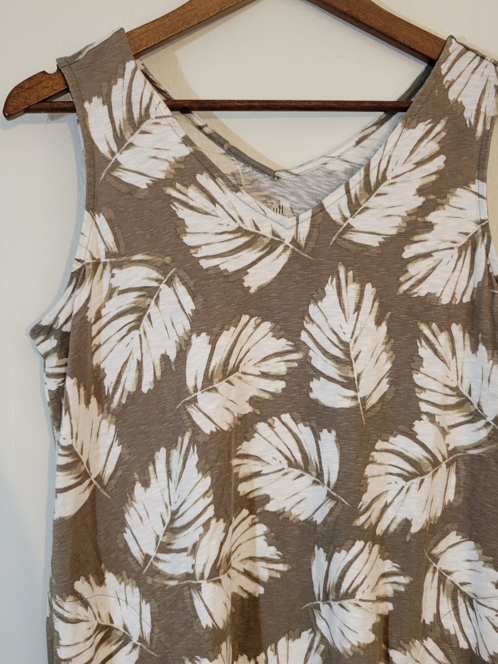 J. Jill Taupe Maxi Dress with White Leaf Print - Picture 3 of 6